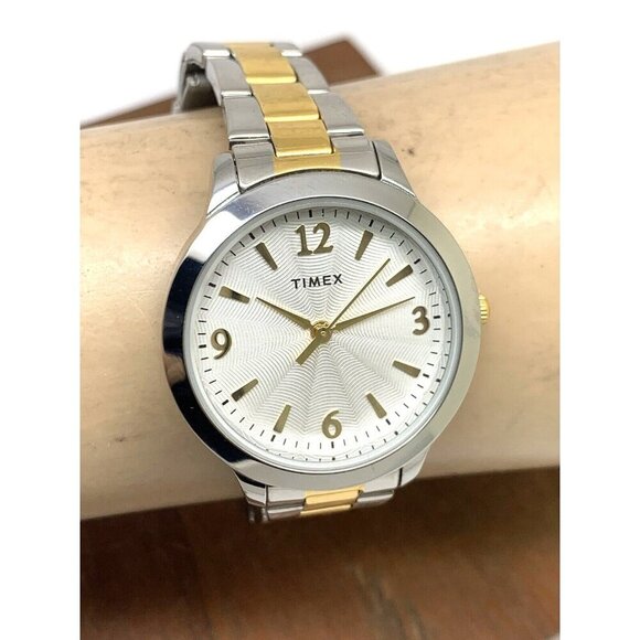 Timex Women's Watch TW2V35900 Quartz Silver Dial Two Tone Stainless Stee… - Picture 10 of 13